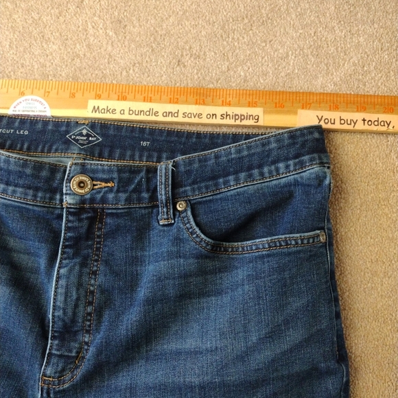 St Johns Bay Jeans Womens 16P Blue Denim Petite Boot Cut Leg Stretch Dark Wash - Picture 3 of 8